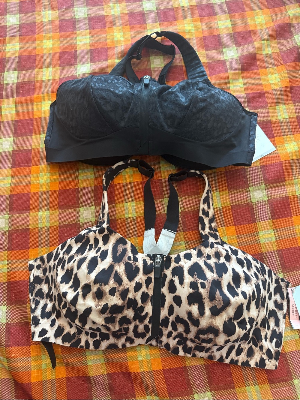 NWT Victoria's Secret Knockout Front-Close Sport Bras Set of 2